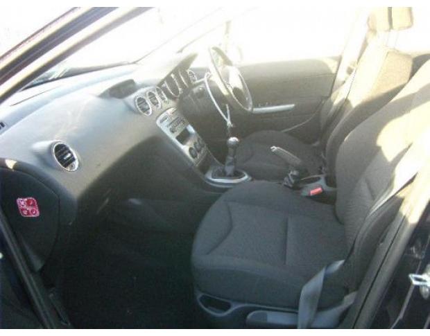 vindem elemente caroserie peugeot 308 1600hdi 9hx