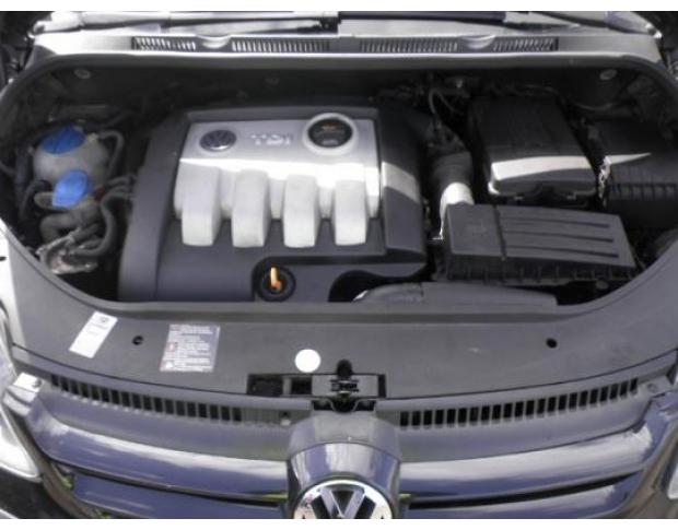 vindem far dreapta pentru vw golf 5 plus 1.9tdi bls