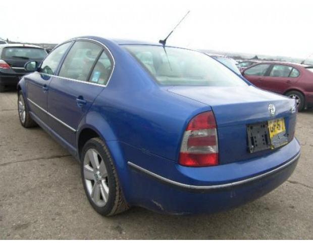 vindem far stanga skoda superb 2.0tdi din 2007