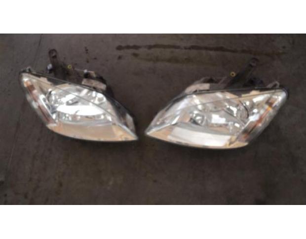 vindem faruri ford focus c max 1600tdci