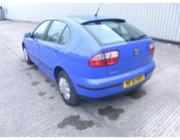 vindem faruri seat leon 1400b axp