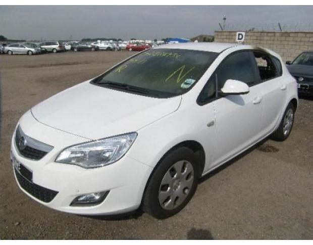 vindem galerie admisie de opel astra j 1.7cdti an 2010