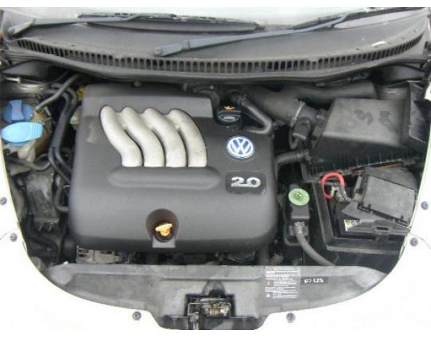 vindem geam lateral de vw new bettle 2.0b