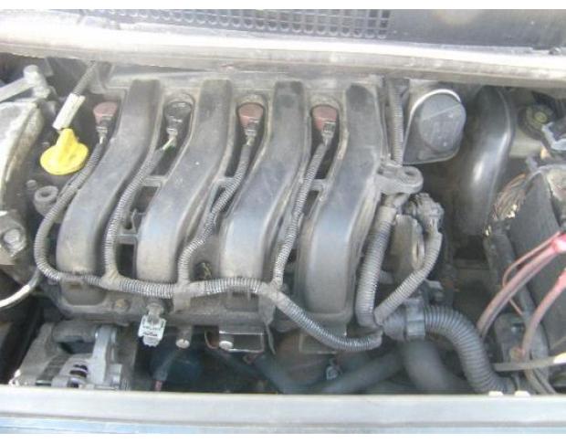 vindem injector de renault scenic 1.6 an 2007