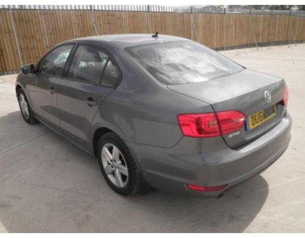 vindem injector de vw jetta 1.6tdi in bihor