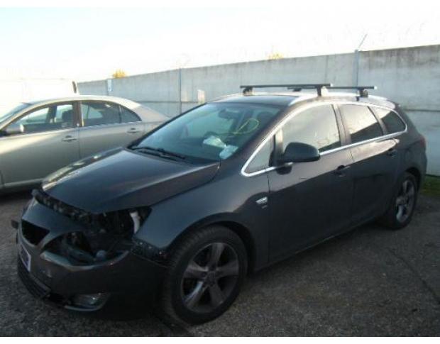 vindem joja ulei opel astra j combi 1.7cdti