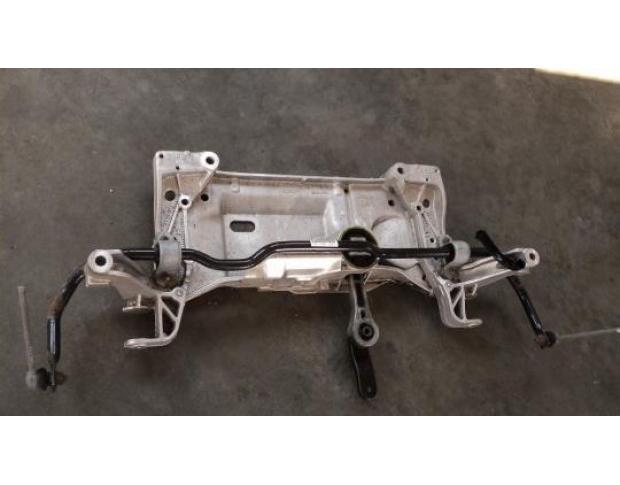 vindem jug motor vw golf 5 1.4b