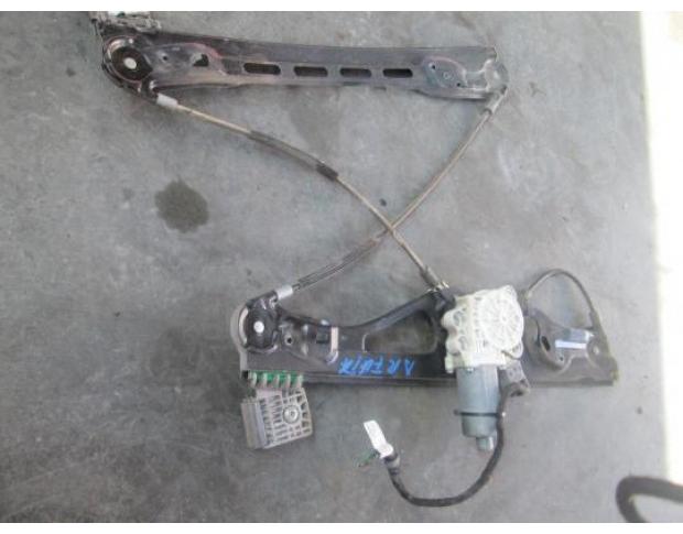 vindem macara geam dreapta fata mercedes w211 e 220 cdi