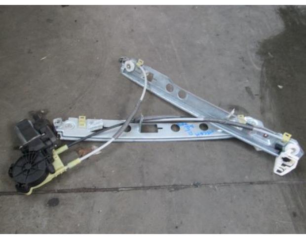 vindem macara geam dreapta spate renault megane 2 1.5dci cod 128000472