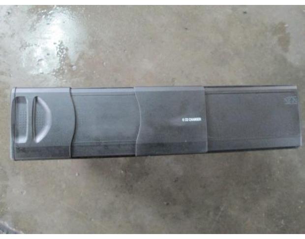 vindem magazie cd bmw 320 e90 2.0d