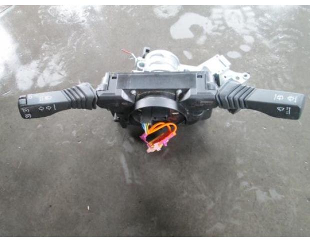 vindem maneta semnalizare 13177916 opel zafira b 1.9cdti z19dth