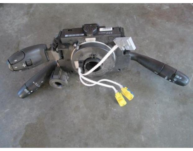 vindem maneta semnalizare citroen berlingo 1.9d