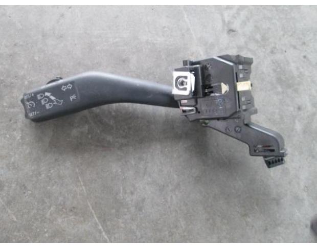 vindem maneta semnalizare vw golf 6 2.0tdi cbd