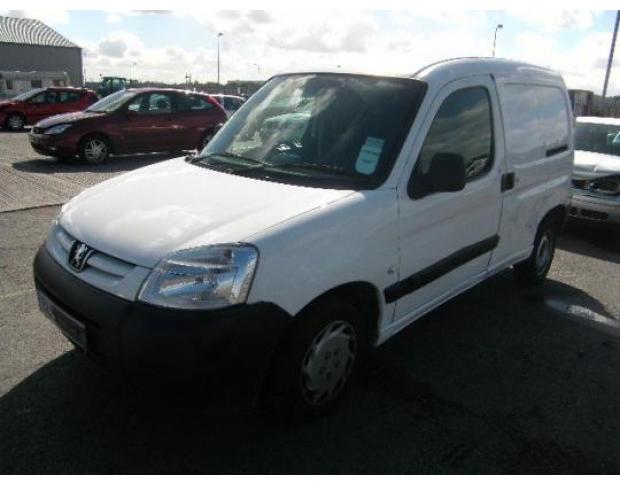 vindem motor din dezmembrari pentru peugeot partner  1600hdi / 9hx