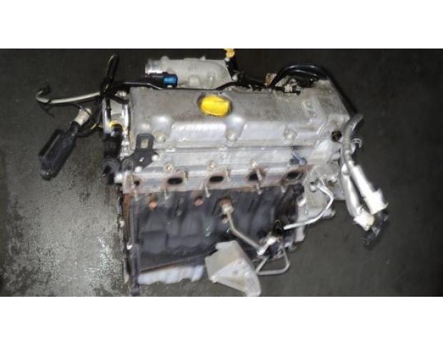 vindem motor opel vectra  c 2200 d