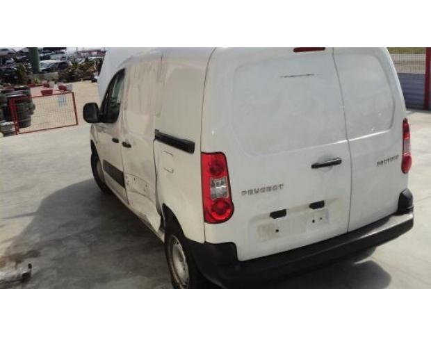 vindem motor peugeot partner 1600 hdi 9hx