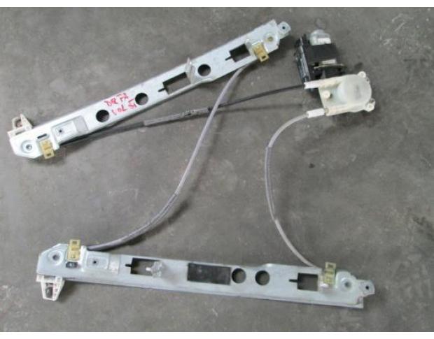 vindem motoras macara dreapta fata 8200325135e renault megane 1.5dci k9kd3