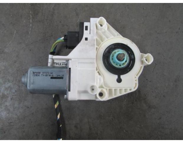 vindem motoras stergator fata dreapta audi a6 2.7tdi bpp cod 4f0959801d