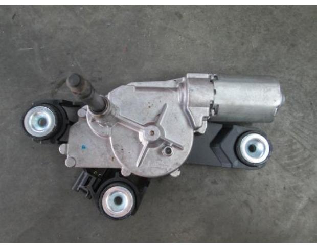 vindem motoras stergator hayon ford focus 2 1.8tdci cod 3m51r17k441ae