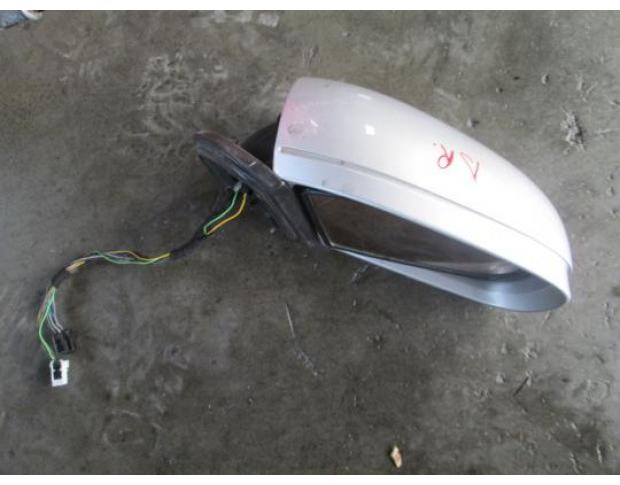 vindem oglinda laterala dreapta mercedes e classe