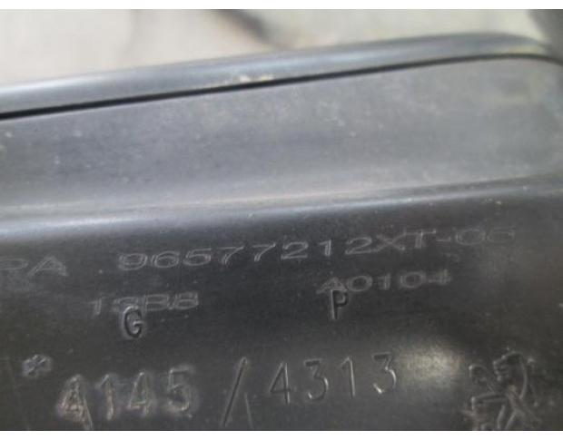 vindem oglinda laterala stanga 96577212xt peugeot 307 1.6hdi 9hz