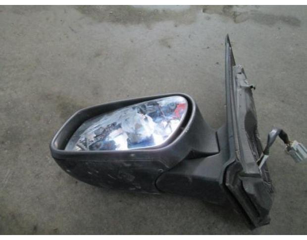 vindem oglinda laterala stanga ford focus 2 combi