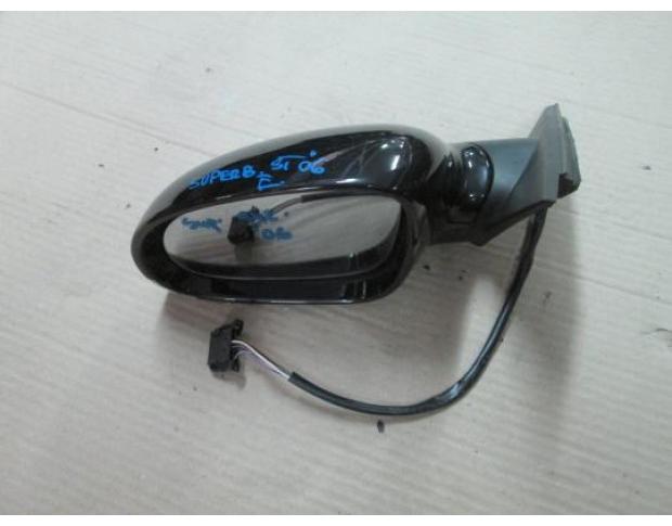 vindem oglinda laterala stanga skoda superb