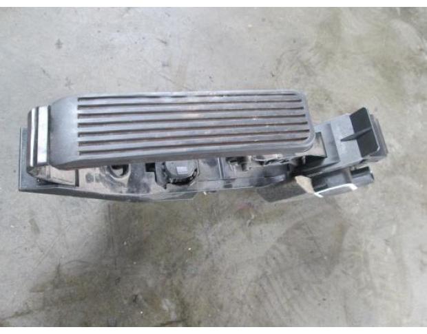 vindem pedala acceleratie mercedes c 200 kompressor cod a2033000504