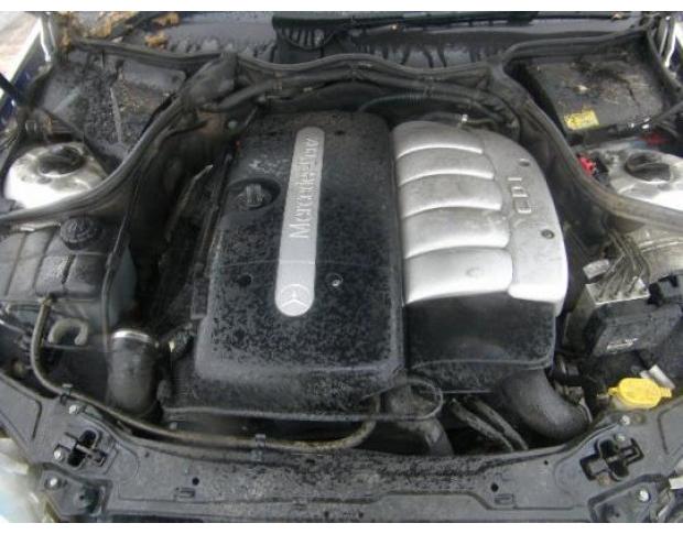 vindem piese de caroserie mercedes c 270 cdi