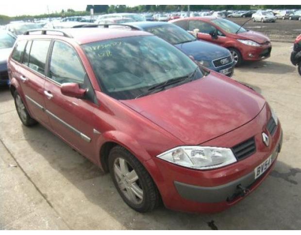 vindem piese de caroserie renault megane combi
