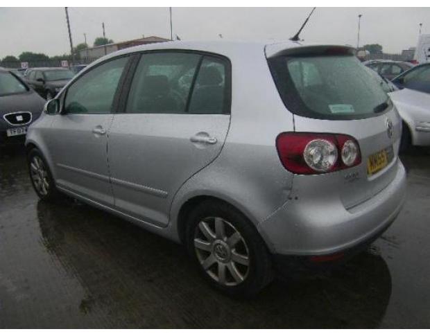 vindem piese din dezmembrari vw golf 5 plus