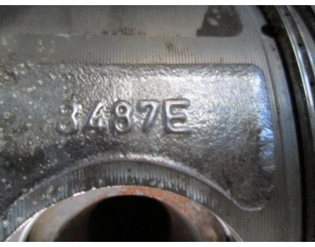 vindem piston 3487e bmw 118 2.0d