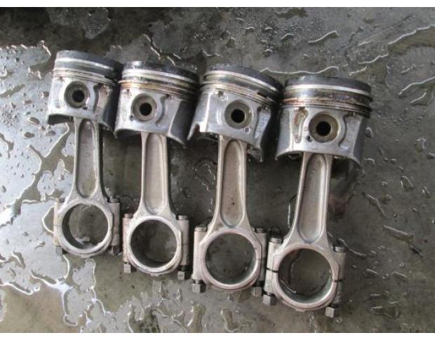 vindem piston peugeot 407 2.0hdi rhr