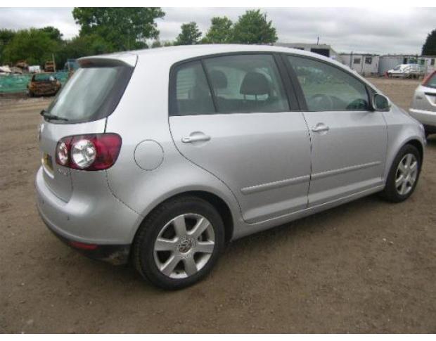 vindem piston vw golf 5 plus 1.6 fsi  an 2007