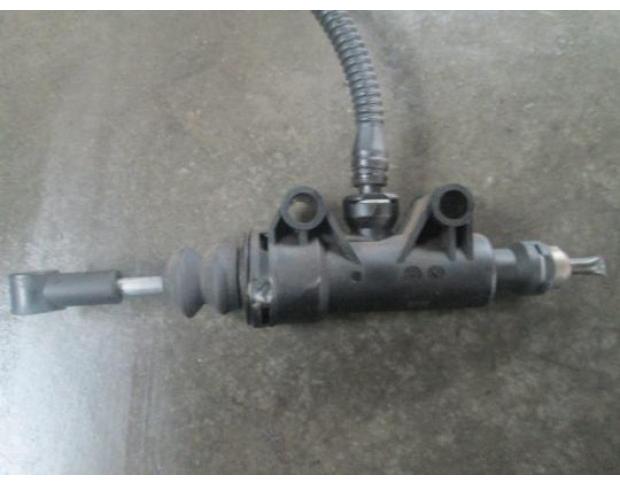 vindem pompa ambreiaj a2032900212 mercedes c 220 cdi 2000-2005