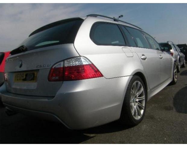 vindem pompa motorina de bmw 520 e61 2.0d