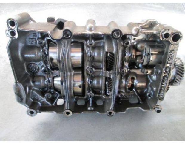 vindem pompa ulei 03g103537b audi q5 2.0tdi
