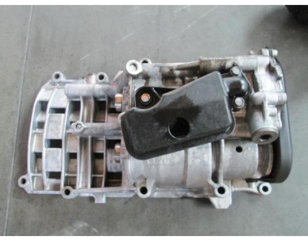 vindem pompa ulei 806805201 bmw 118 2.0d
