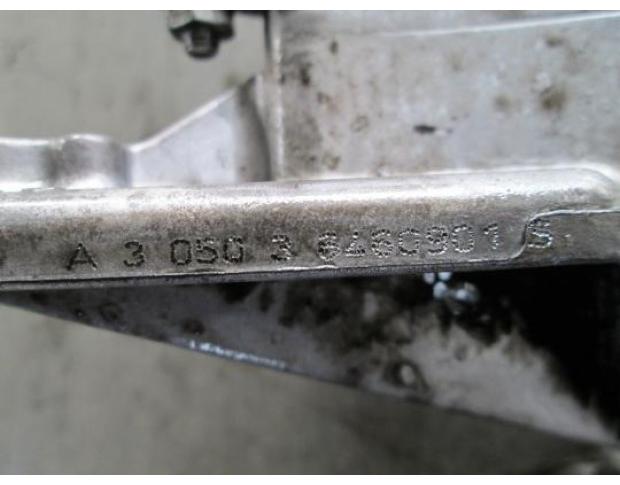 vindem pompa ulei a305036460901s mercedes e 220 cdi w211