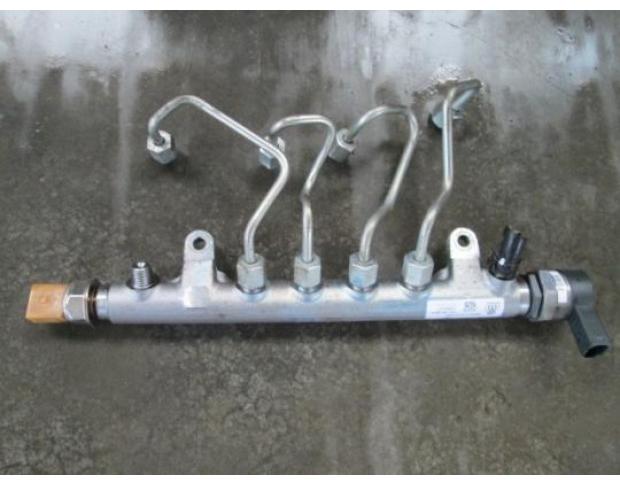 vindem rampa injectoare 03l130089a  audi q5 2.0tdi