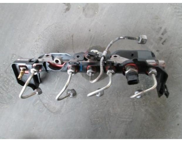 vindem rampa injectoare pentru renault megane 2 1.9dci f9ql