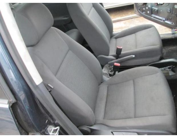 vindem scaun fata vw golf 5 plus 1.9tdi bxe