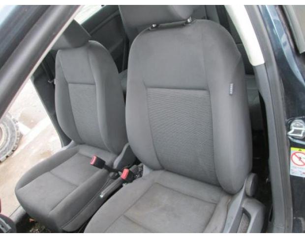 vindem scaun fata vw golf 5 plus 1.9tdi bxe
