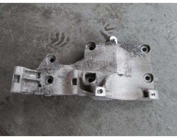 vindem suport alternator 03g903143a vw passat b7 2.0tdi bkp