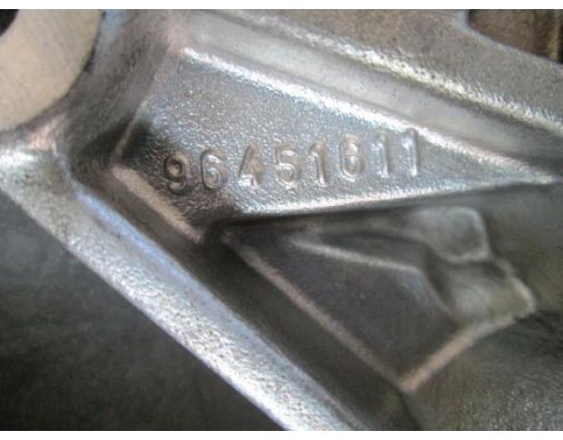 vindem suport motor 96451611 peugeot 407 2.0hdi rhr