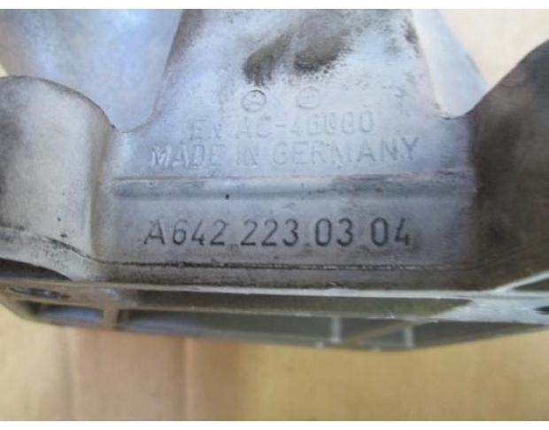 vindem suport motor dreapta a6422230304 mercedes e 320 cdi
