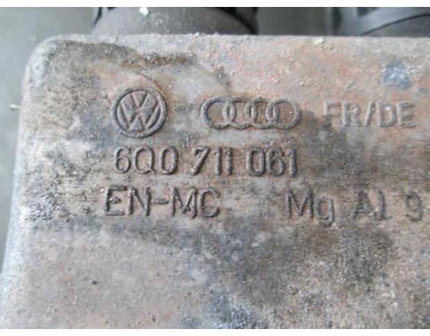 vindem timonerie cutie viteza vw polo 9n 1.2 12v cod 6q0711061