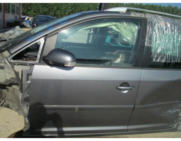 vindem usa stanga fata vw touran 2.0tdi bkd