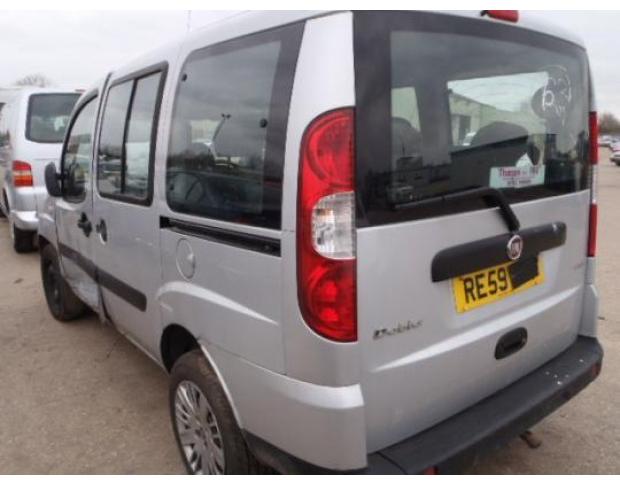 vindem vibrochen si pompa de ulei de fiat doblo 1.3 an 2008