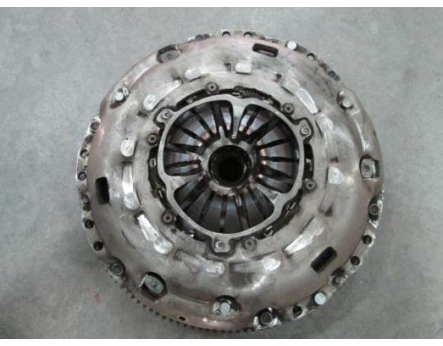 vindem volanta 03g105266bb vw passat 2.0tdi bmm